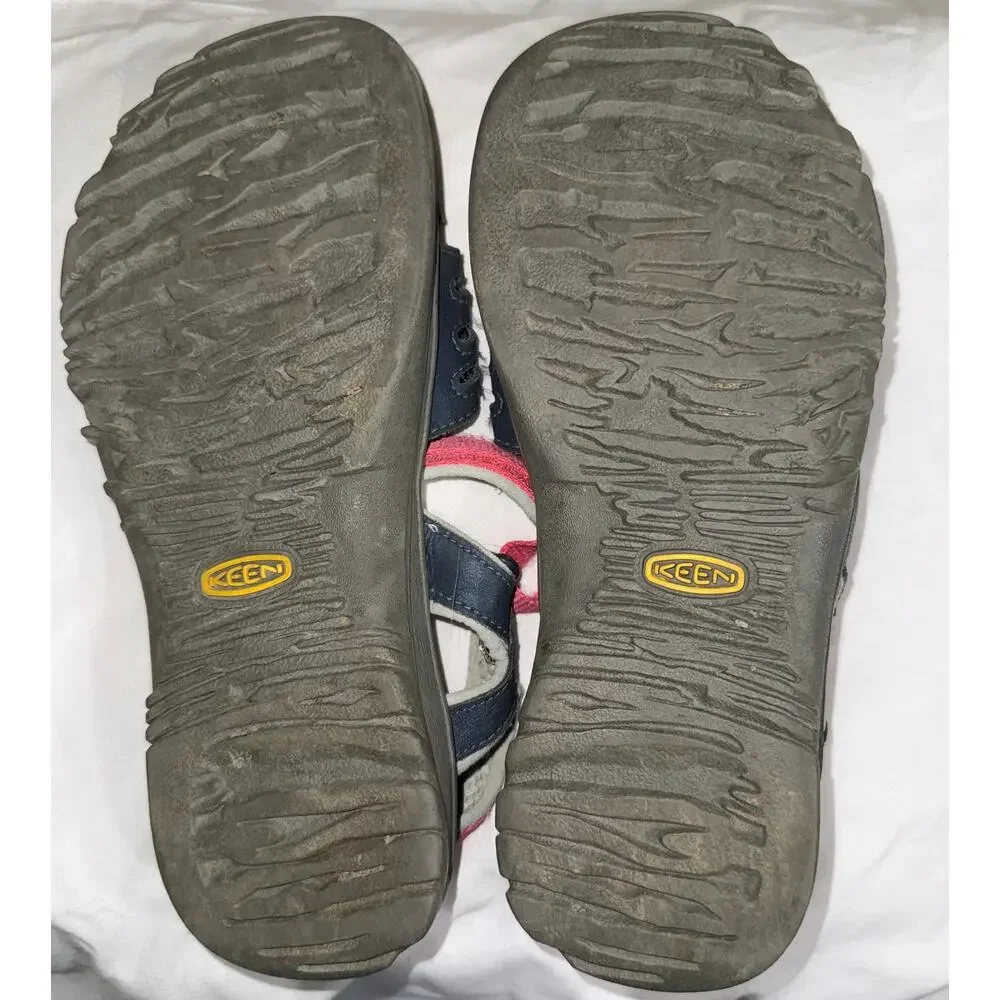 KEEN Rose Girl's Hiking Sandals Closed Toe Water Shoes Blue Pink Size 5Y